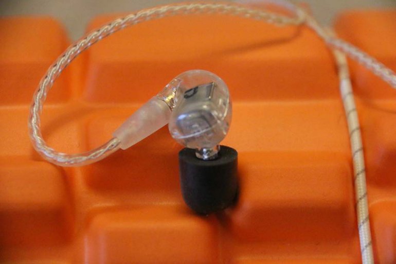 Review: Audiofly AF1120 | The Master Switch